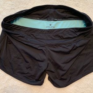 Athleta Fun In the Sun Shorts sz 2